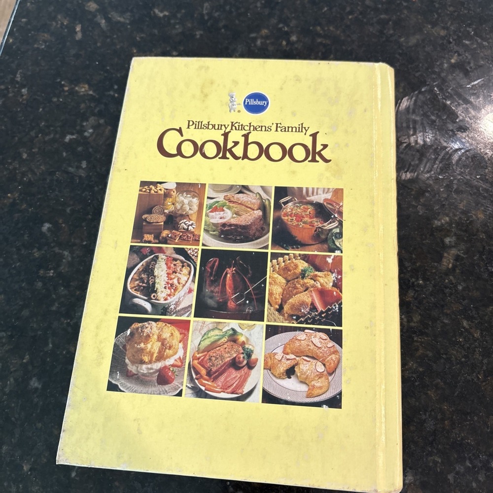 Pillsbury Kitchens' Family Cookbook (Hardcover, Seventh Printing, 1987) Vintage - Picture 4 of 5